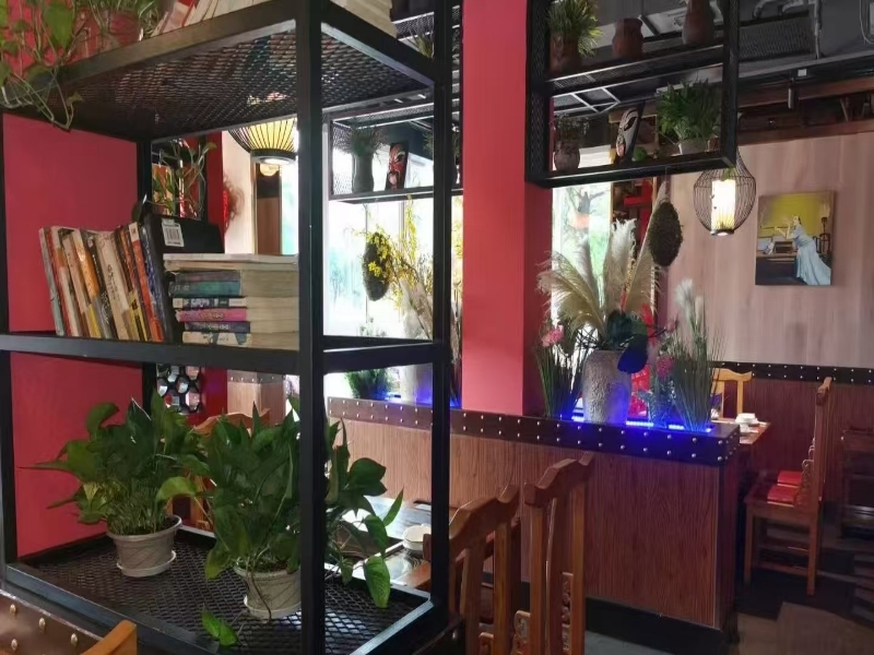 好运转（佬三峡自助火锅）海宁市仓基街纯一层500平带天然气火锅店转让