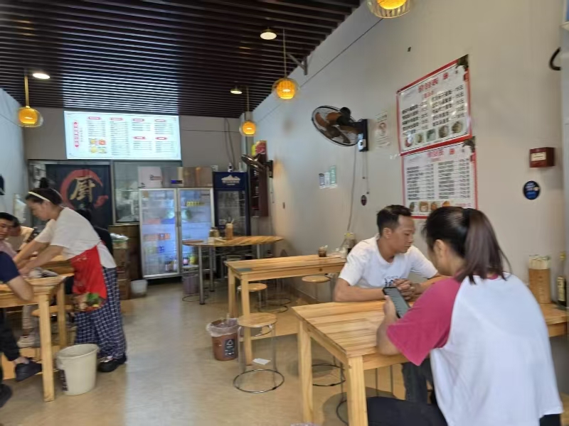 好运转（川湘饭店）海宁几十个工业区对面饭店转让