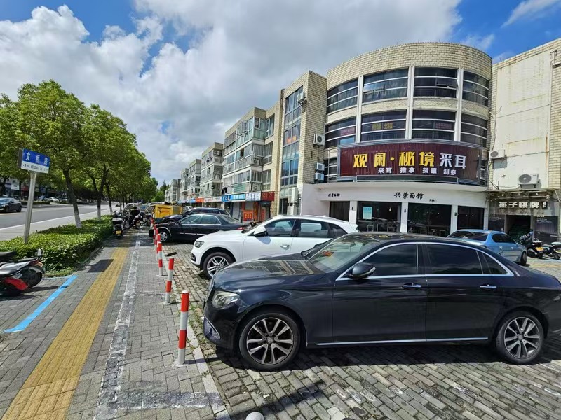 好运转（观澜.秘境SPA）四周小区覆盖餐饮街、320㎡精装养生SPA馆转让、共8个房间 