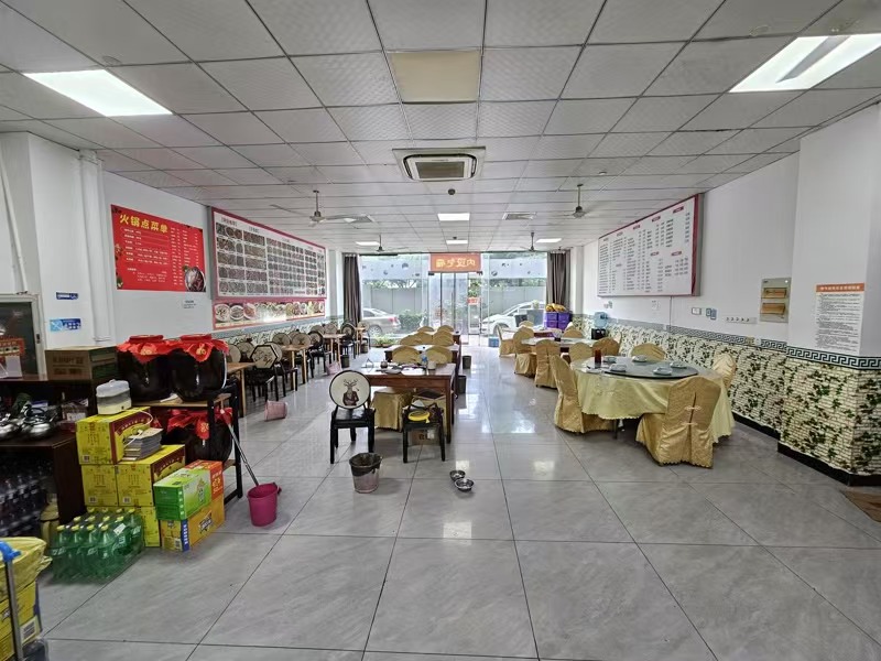 好运转(固始鹅块)数万人厂区宿舍楼下、餐饮专区纯一层200平餐饮店转让