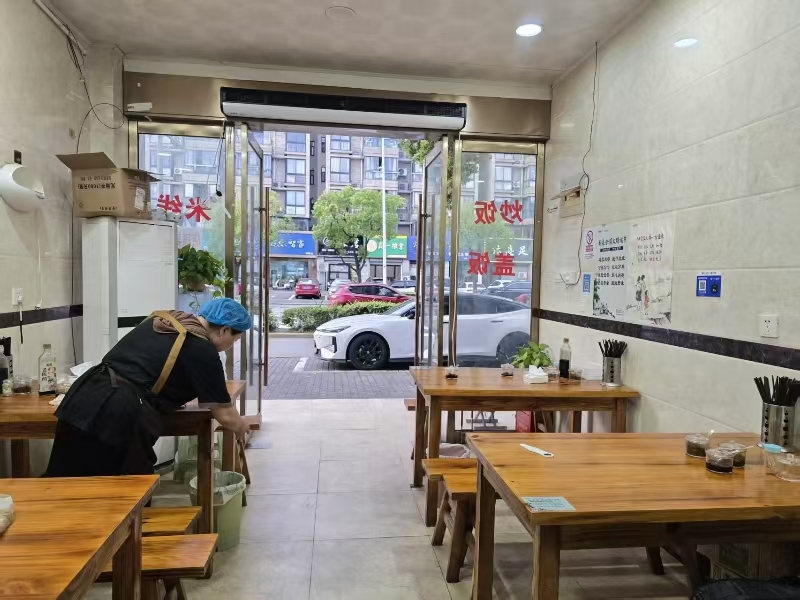 好运转（重庆小面）桐乡小蜜蜂面店转让