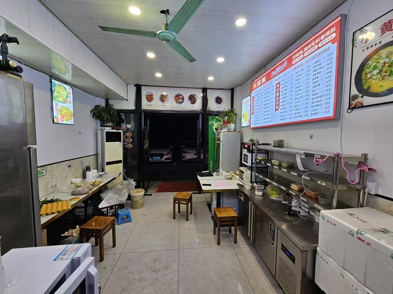 好运转（面香居）大型人才公寓附近  创新路70㎡餐饮小吃店转让