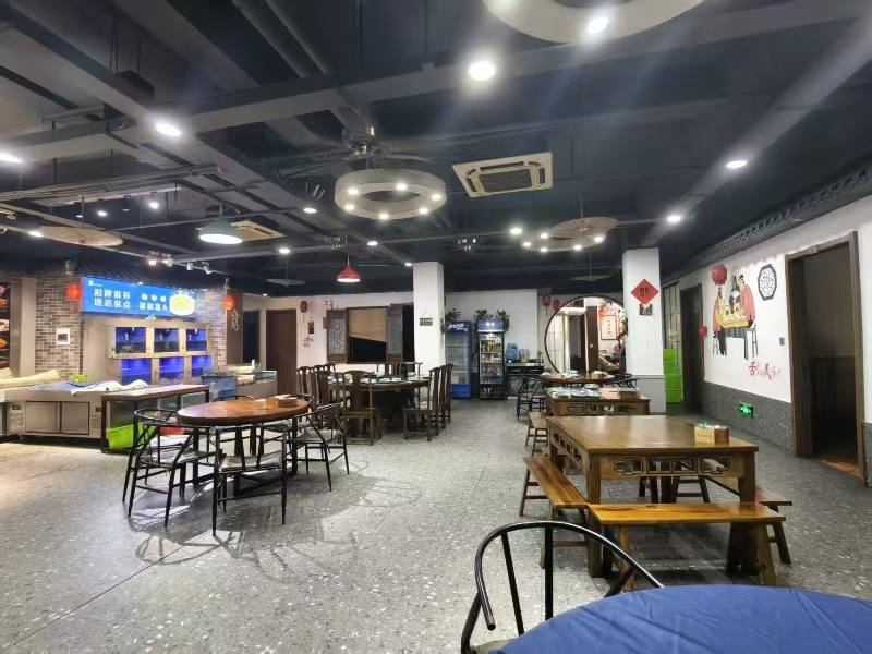 好运转（欢乐饭店）海盐经营多年多个高档小区饭店转让