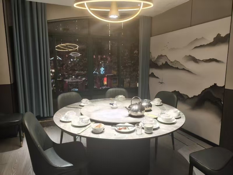 好运转（衢州饭店 ）濮院夜宵一条街饭店转让