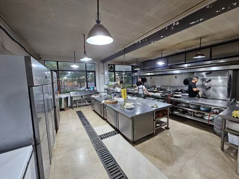 好运转（东吴农庄）42亩农庄转让、露营烧烤、野米饭、餐厅、一应全