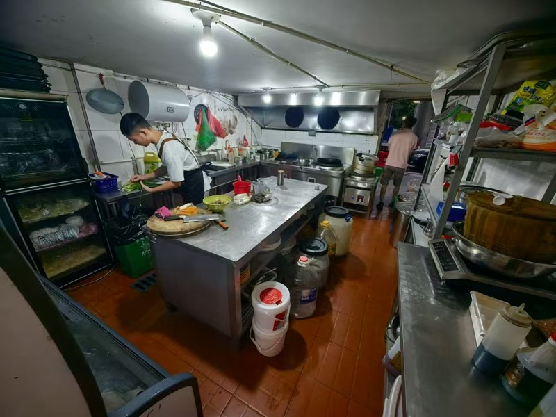 好运转（鲜锅王云南酸汤猪脚）桐乡市屠甸路周围多家夜场火锅店转让