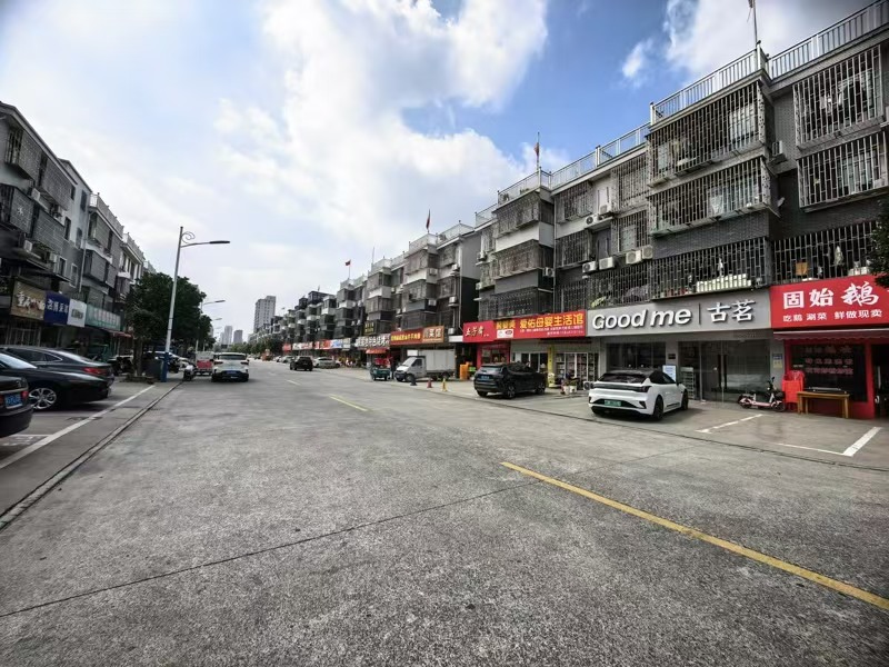 好运转（秋韵邻厨）桐乡市秋韵小区精装餐饮店转让