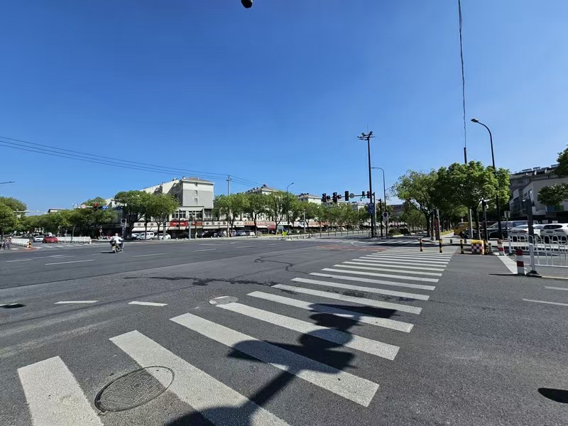好运转（小二果园）正拐角处两间门面100㎡水果店转让、4年老店