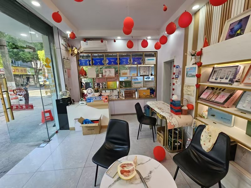 好运转（浪美靓妆）桐乡市文华小区开了12年美容店转让