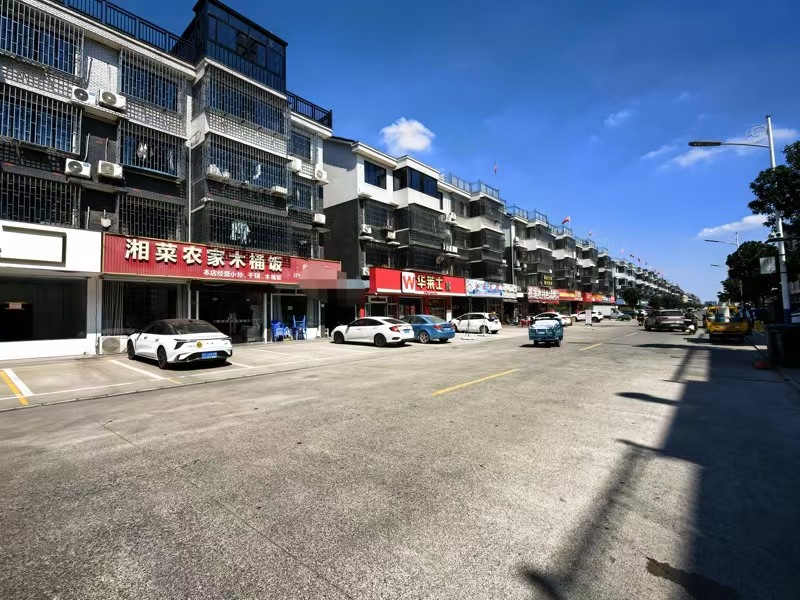好运转（湘菜农家木桶饭）桐乡市秋韵纯一层160平餐饮店转让