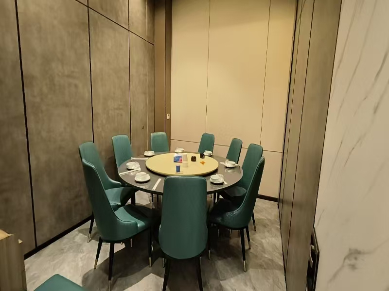 好运转（金华饭店）大型工业园区豪装620平方，18年餐饮店转让不限行业
