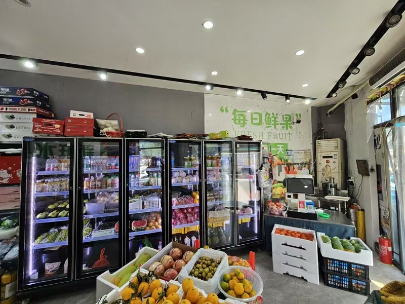 好运转（小二果园）正拐角处两间门面100㎡水果店转让、4年老店