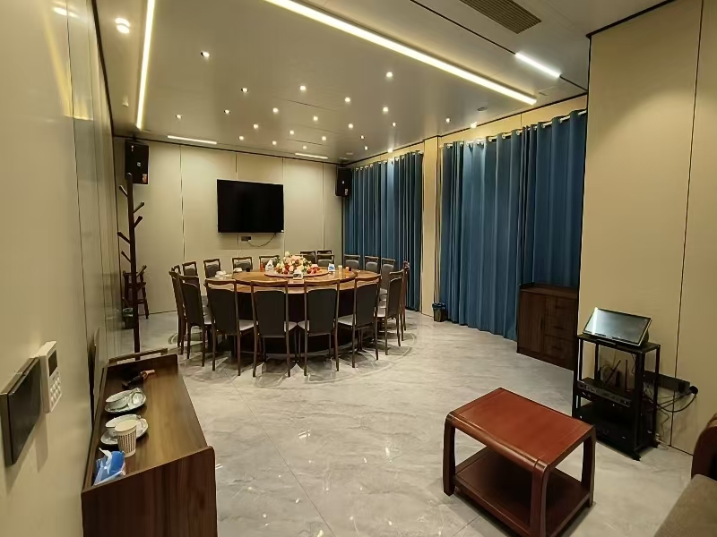 好运转（金华饭店）大型工业园区豪装620平方，18年餐饮店转让不限行业