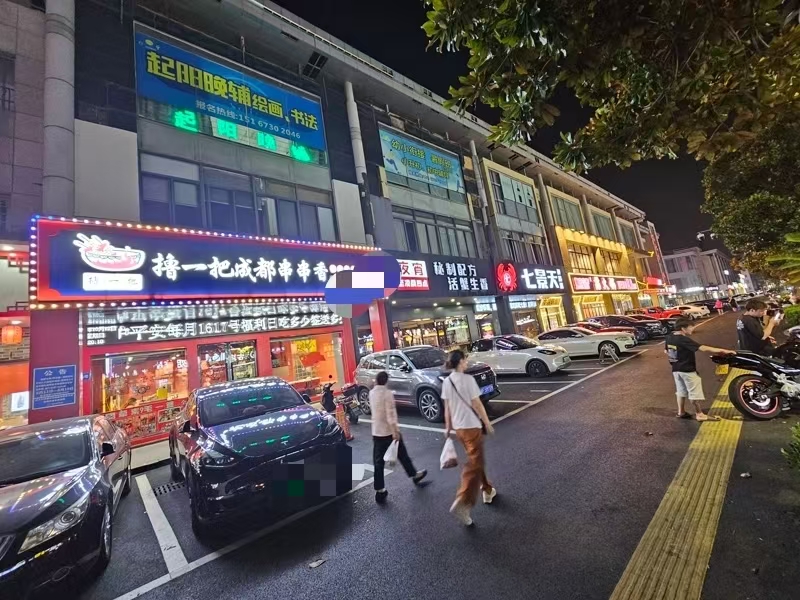 好运转（撸一把成都串串香）嘉善蕞热闹的餐饮专区360㎡餐饮店转让