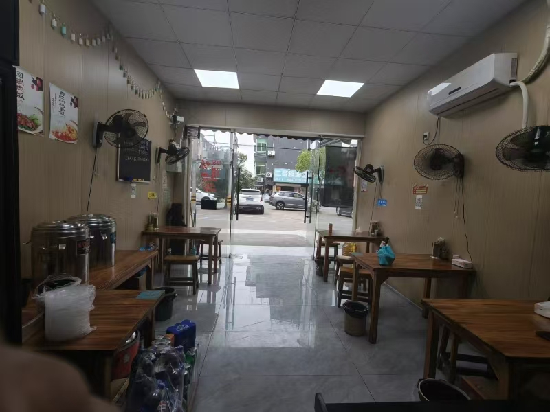 好运转（楚味坊）海宁小区菜场旁小吃店转让