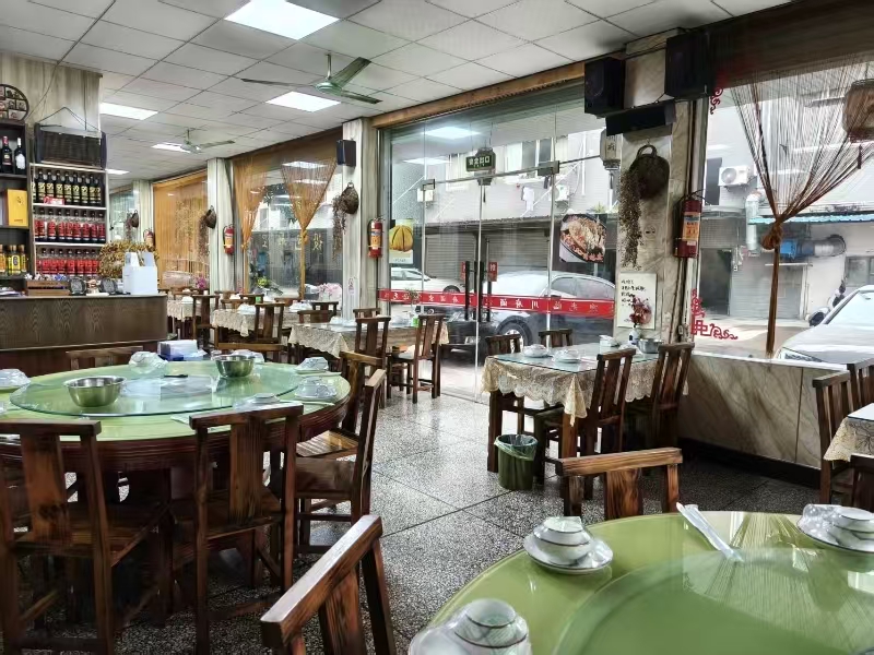 好运转（川府酒家）桐乡文华小区350平纯一楼餐饮店转让