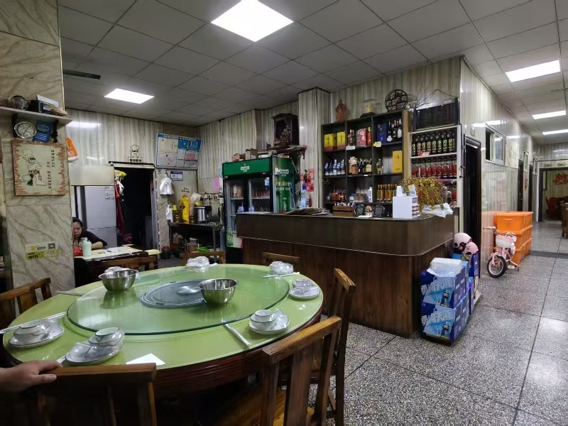 好运转（川府酒家）桐乡文华小区350平纯一楼餐饮店转让