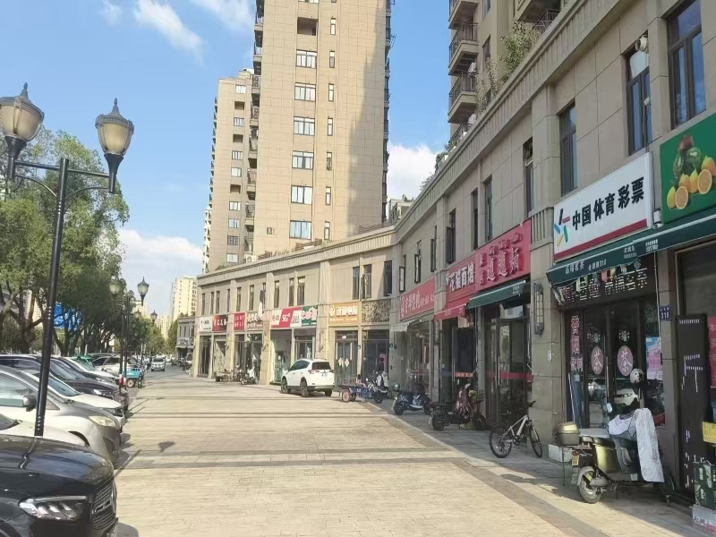 好运转(花猫面馆)南湖区城南街道优佳花苑门口面馆转让