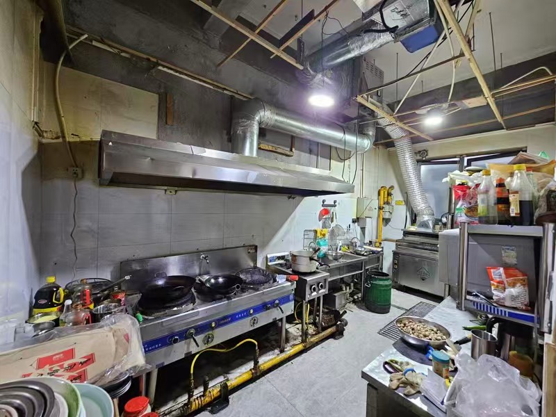 好运转(炙烤岁月)秀洲区纯一层100平方烧烤店转让