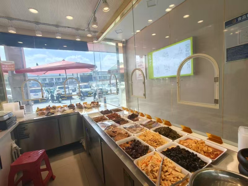 好运转(富春熟食店 )嘉兴王店农贸市场熟食店转让可餐饮