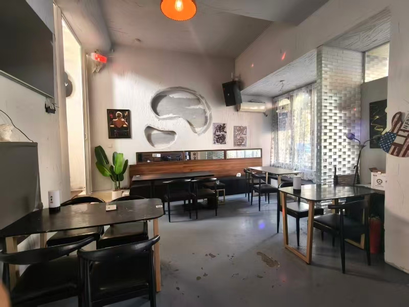 好运转(酒里游小酒馆 )濮院景盛路音乐酒馆店转让