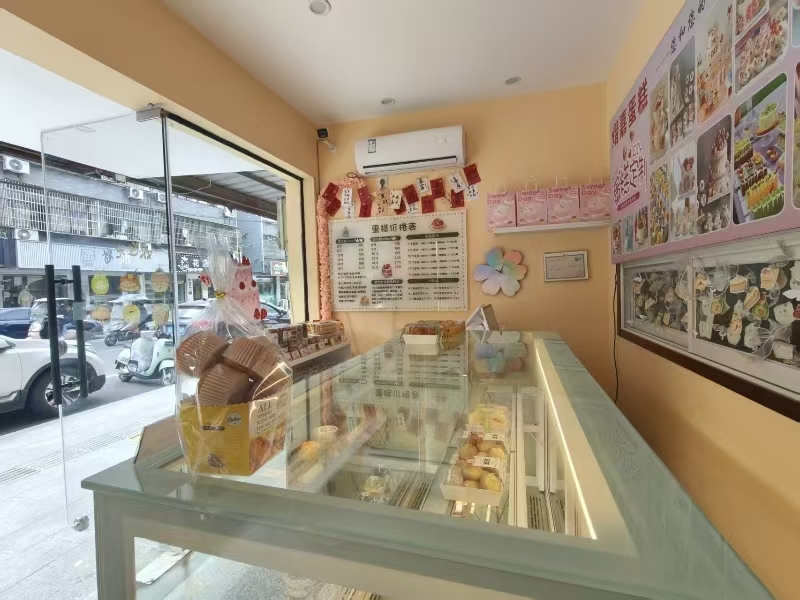 好运转(熤嘉烘焙)海宁许村小学旁门面转让