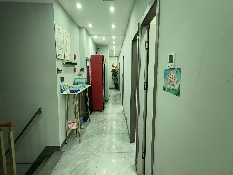 好运转(乐途棋牌)写字楼、居民小区、美食街、精装棋牌室转让