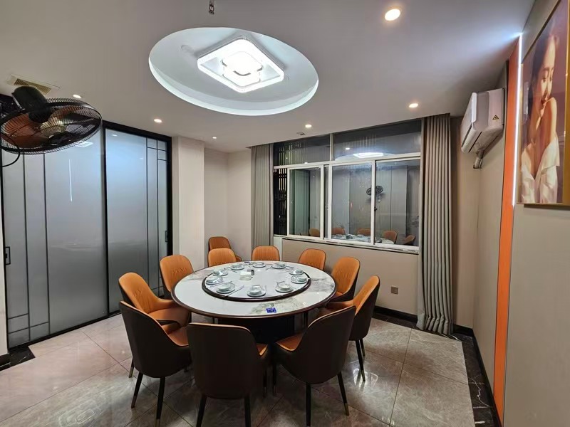 好运转(杭味府)工业重镇中心地段精装高配餐饮店转让‘合伙店分歧严重’