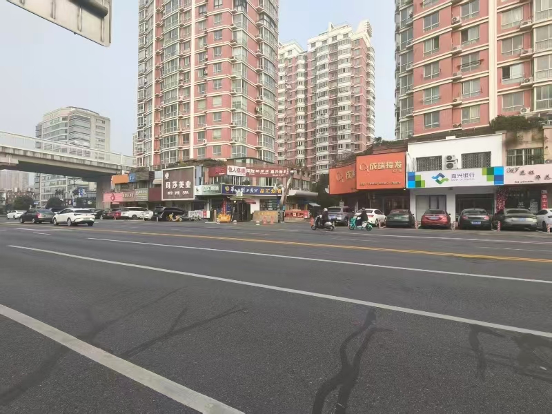 好运转(炉哩烧饭店)嘉兴友谊街饭店转让