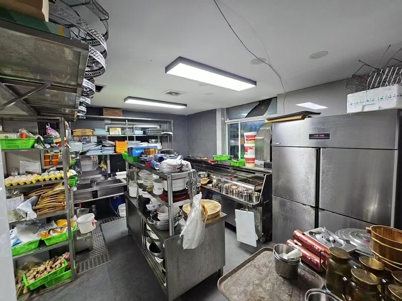 好运转(杭味府)工业重镇中心地段精装高配餐饮店转让‘合伙店分歧严重’