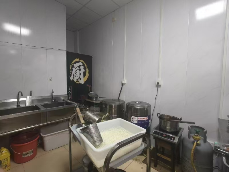 好运转(柳味螺狮粉)嘉兴好地段的小吃店转让