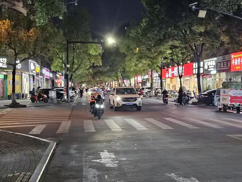 好运转(特色野菜火锅)羊毛衫工业重镇餐饮专区纯一层100㎡餐饮店转让