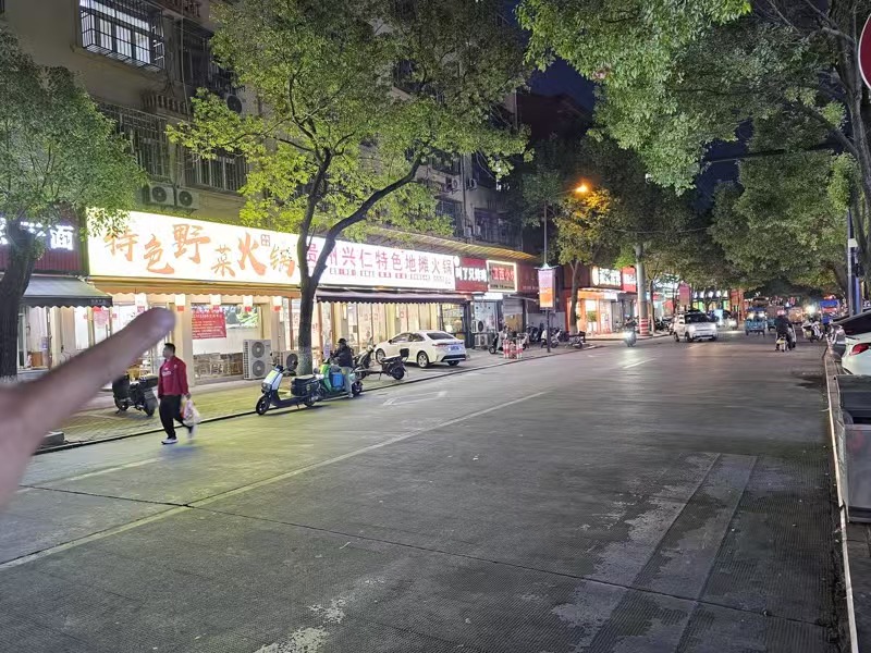 好运转(特色野菜火锅)羊毛衫工业重镇餐饮专区纯一层100㎡餐饮店转让