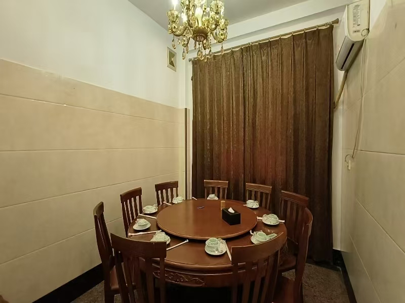 好运转(秋韵人家)成熟小区,美食街,餐饮店转让