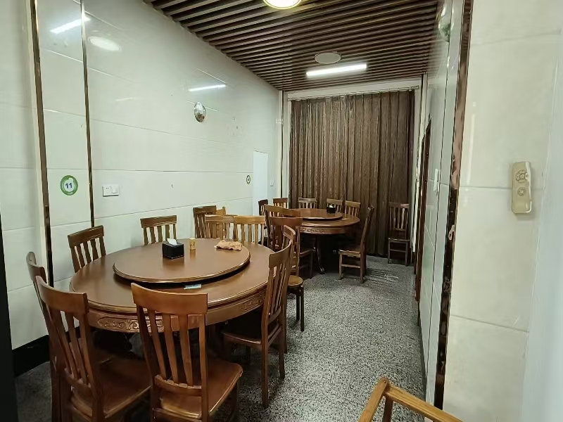 好运转(秋韵人家)成熟小区,美食街,餐饮店转让