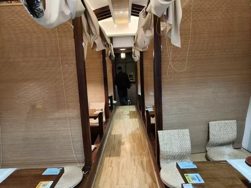 好运转(料理店)桐乡多个小区旁门面转让可餐饮