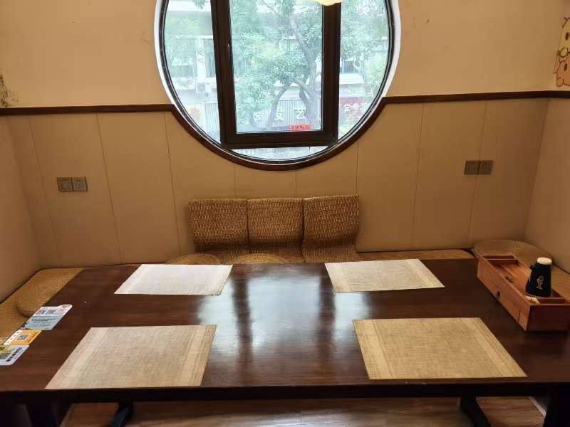 好运转（料理店）桐乡多个小区旁门面转让可餐饮