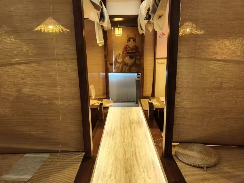 好运转(料理店)桐乡多个小区旁门面转让可餐饮