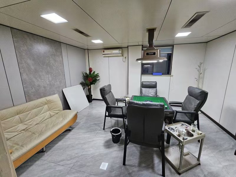 好运转(亿豪台球会所)镇中心‘中学对面’700㎡台球厅转让