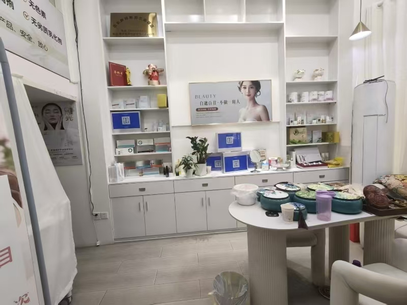 好运转(俏因子美容店)桐乡银菊路美容美甲店转让