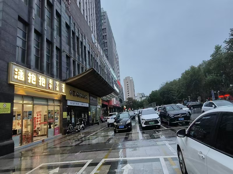 好运转(潘抱抱老宁波干蒸菜)成熟小区,美食街,酒店娱乐场所、餐饮店转让