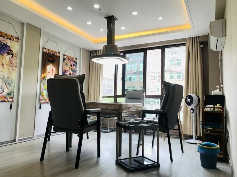 好运转(麻神哩宫)桐乡市崇福镇建业北路40号,278㎡棋牌室转让、