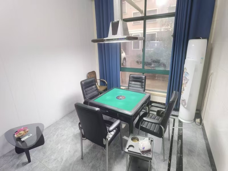 好运转(南北棋牌)桐乡市大型成熟小区门口棋牌超市店转让