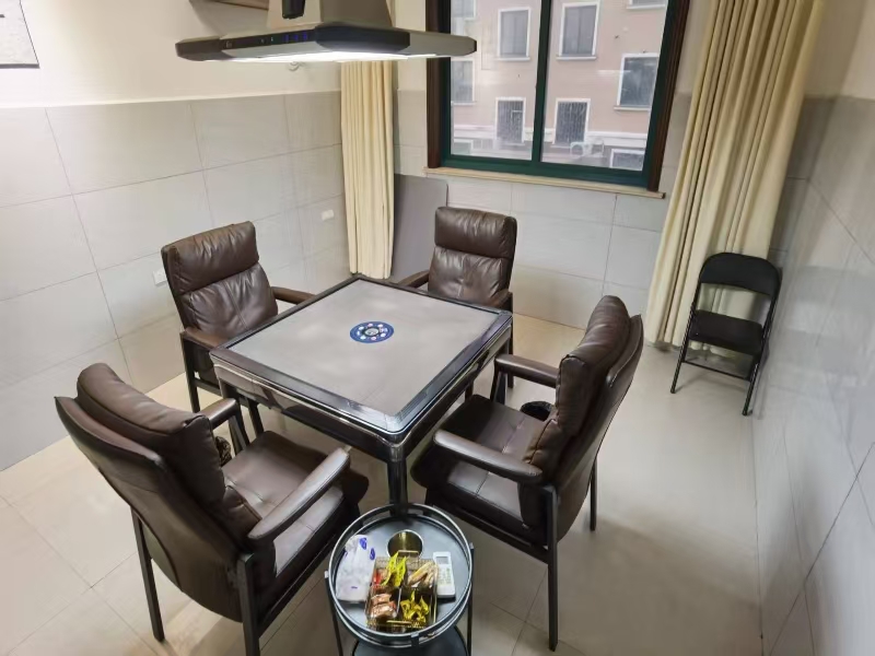 好运转(南北棋牌)桐乡市大型成熟小区门口棋牌超市店转让