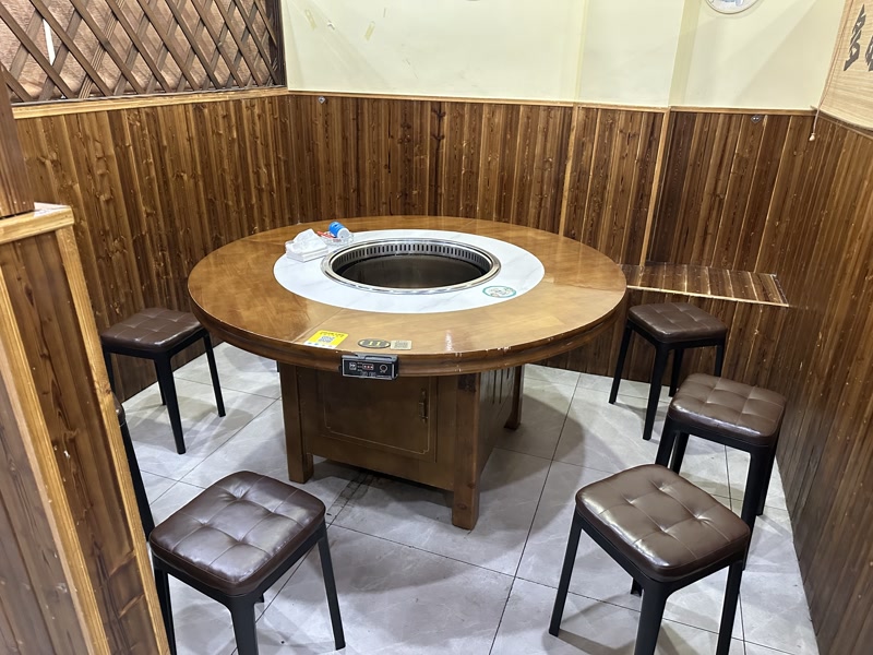 好运转(皖锅福地锅鸡)平湖市景乐步行街对面小区门口餐饮店转让