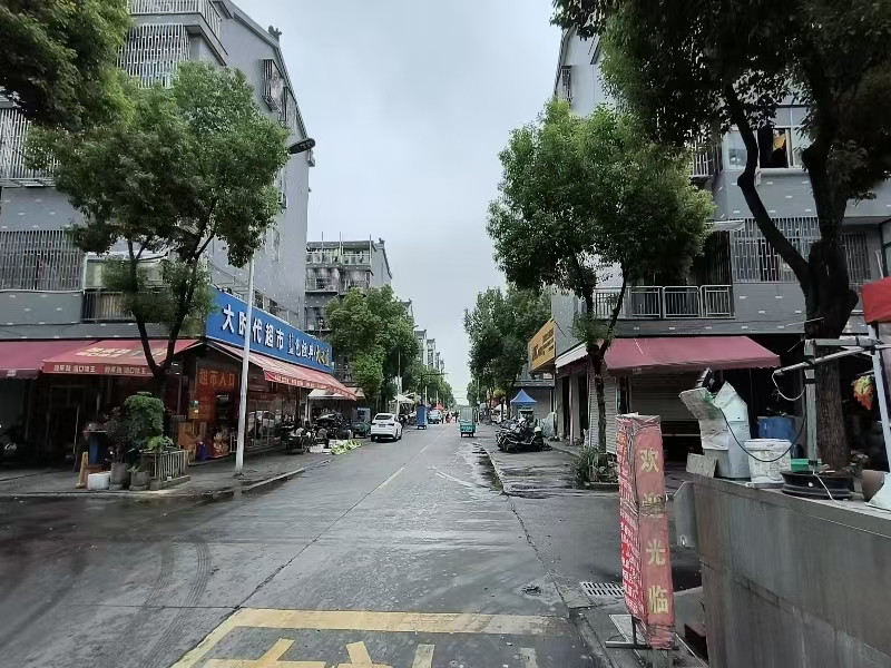 好运转（牛肉汤）濮院四周都是成熟小区，加工厂、工业园区、五年小吃店转让