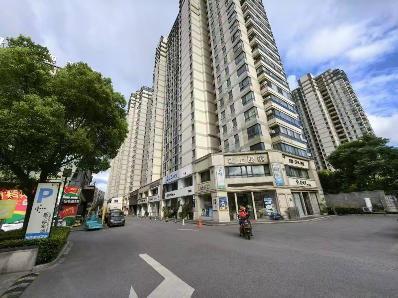 ㊗好运转㊗(案例分享)恭喜嘉兴南湖区南德大院爱都商业街109号(六六顺重庆老火锅)成功转出