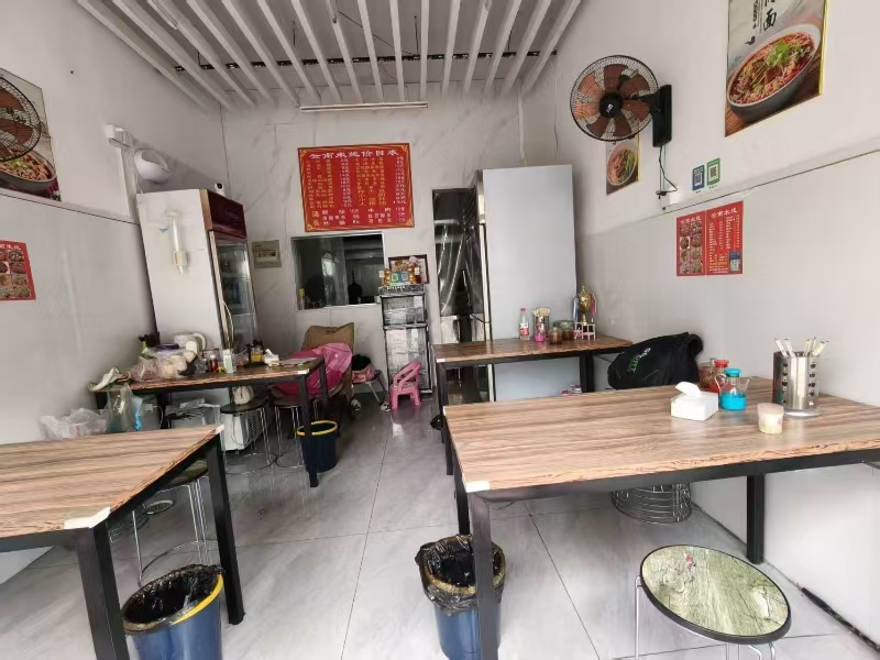 好运转（云南羊肉米线）嘉善多个小区旁米线店转让