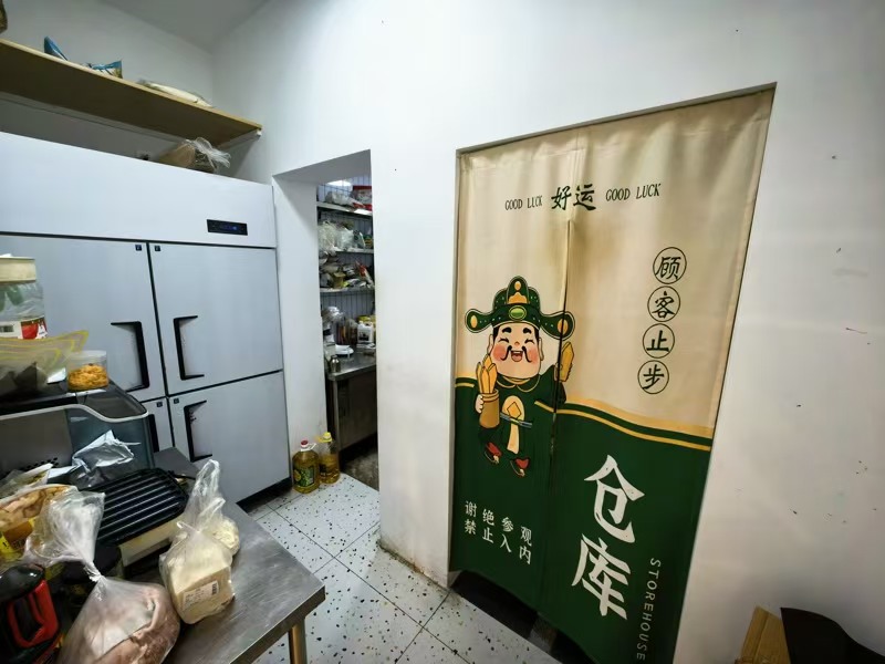 好运转(沁甜时光)南湖区余新镇中学门口小吃店转让