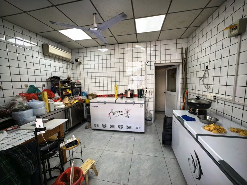 好运转(王记麻椒鸡)平湖市梅园路小区门口熟食带技术转让